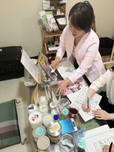 Mt.pink先生がエプソムソルトの説明をしてくれています